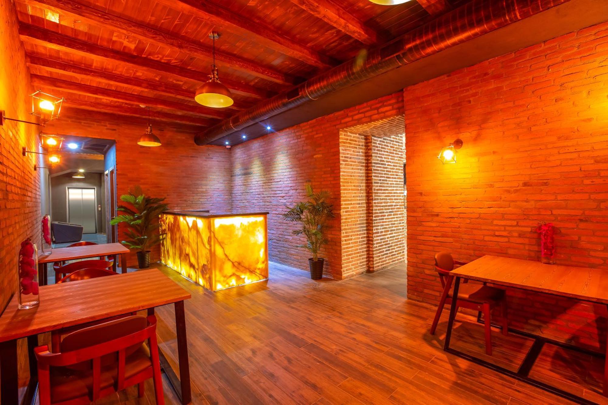 Royal Inn Tbilisi Eksteriør bilde