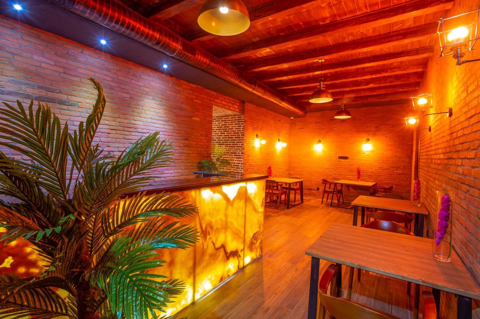 Royal Inn Tbilisi Eksteriør bilde