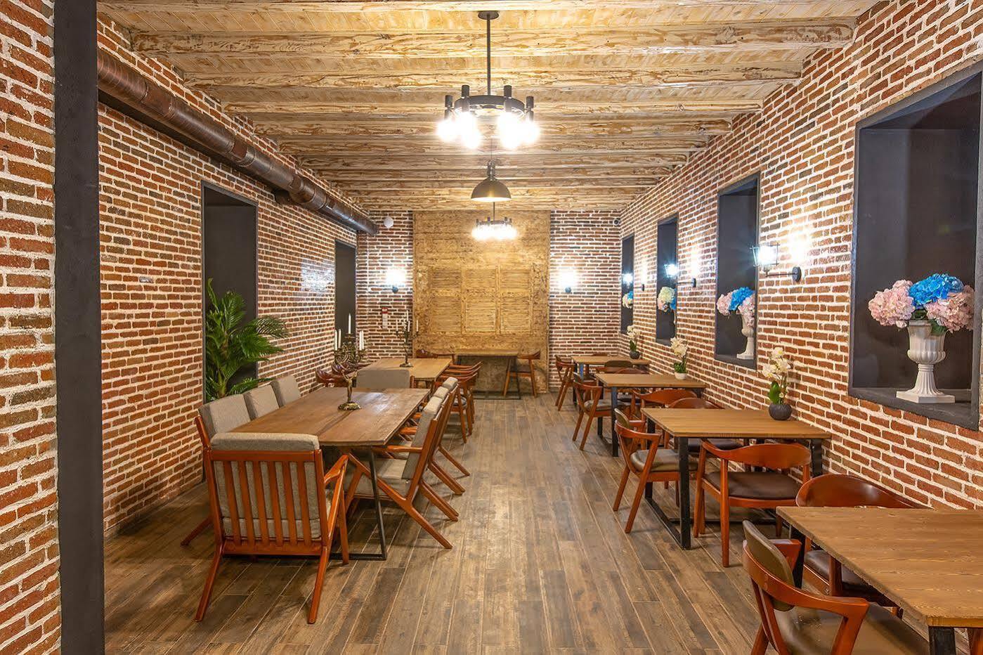 Royal Inn Tbilisi Eksteriør bilde