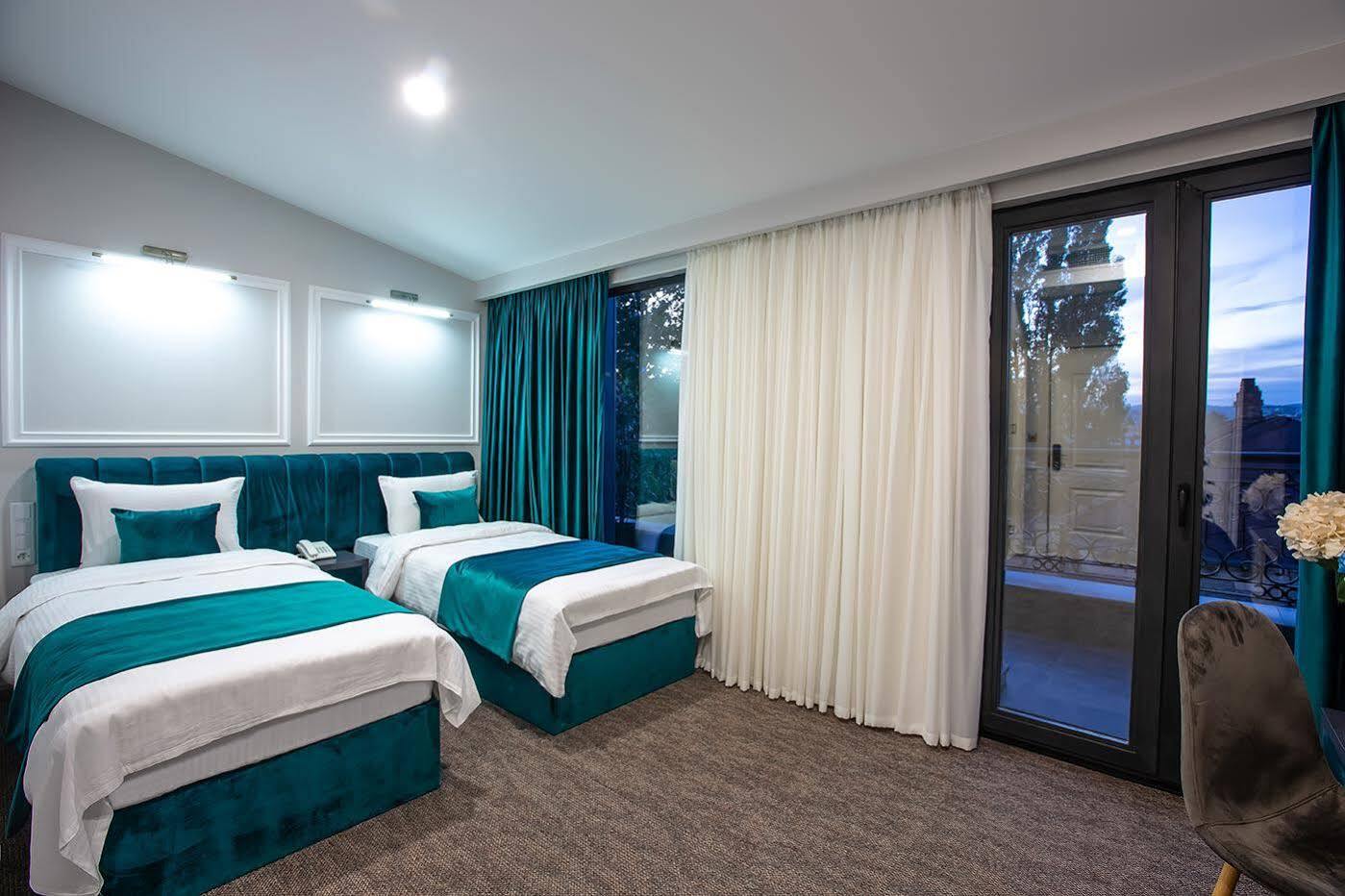 Royal Inn Tbilisi Eksteriør bilde