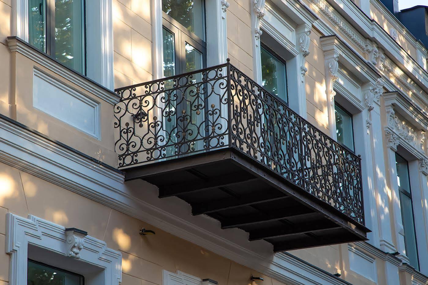 Royal Inn Tbilisi Eksteriør bilde